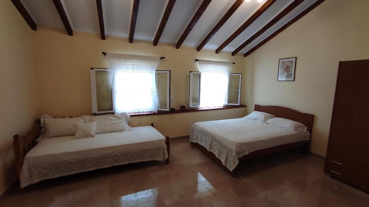 Potami Apartment *